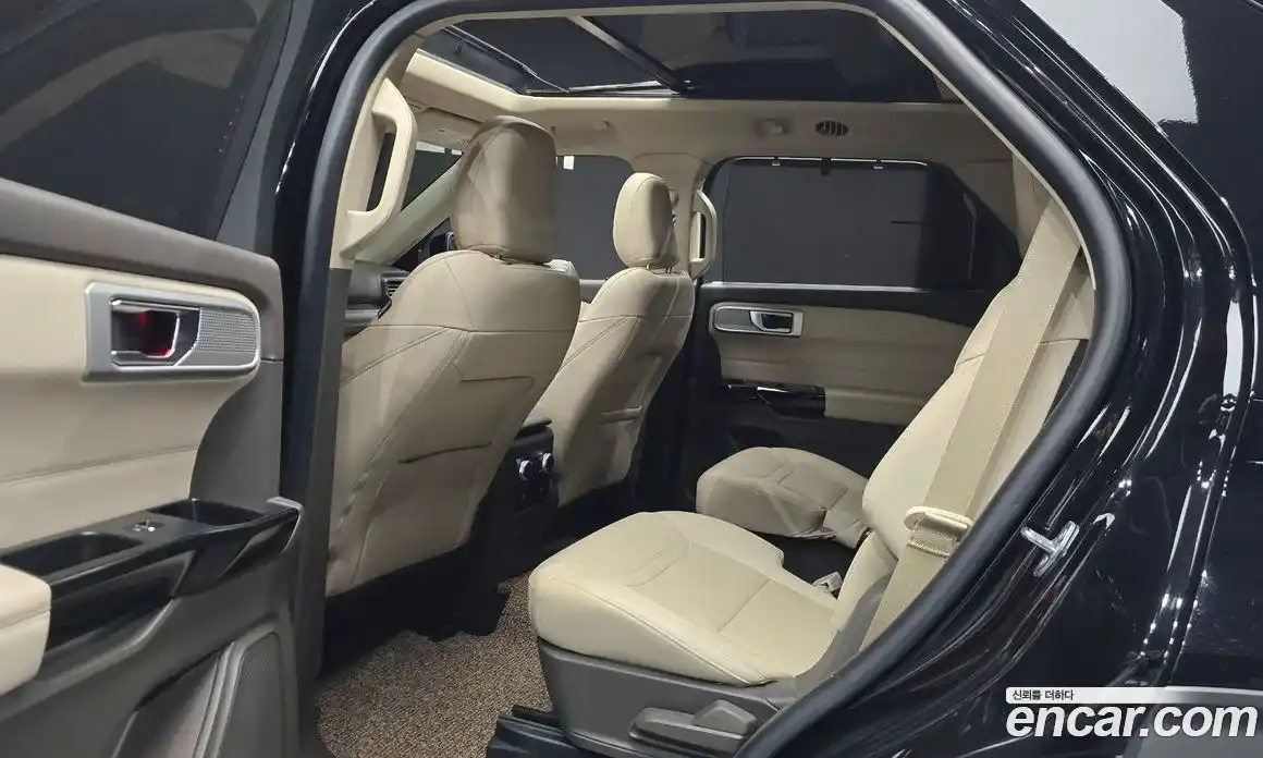 Ford Explorer 2022 3.0 Автомат в Москве № 433027, фото 12