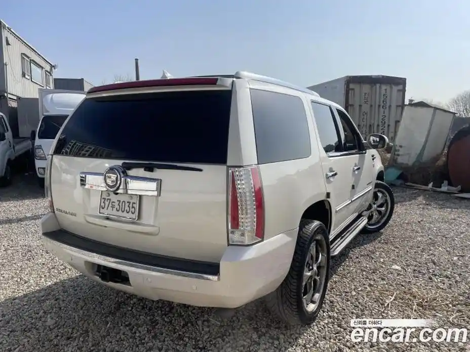 Cadillac Escalade 2007 6.2 Автомат в Москве № 433885, фото 5