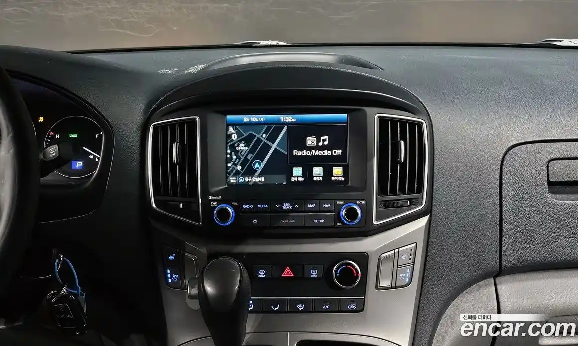 Hyundai Starex 2019 2.5 Автомат в Москве № 43632, фото 14