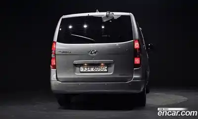Hyundai Starex 2019 2.5 Автомат в Москве № 43632, миниатюра 8