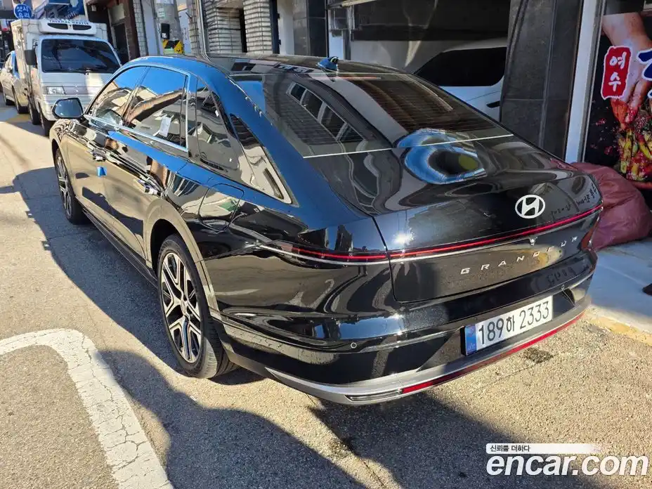 Hyundai Grandeur 2026 1.6 Автомат в Москве № 456637, фото 3