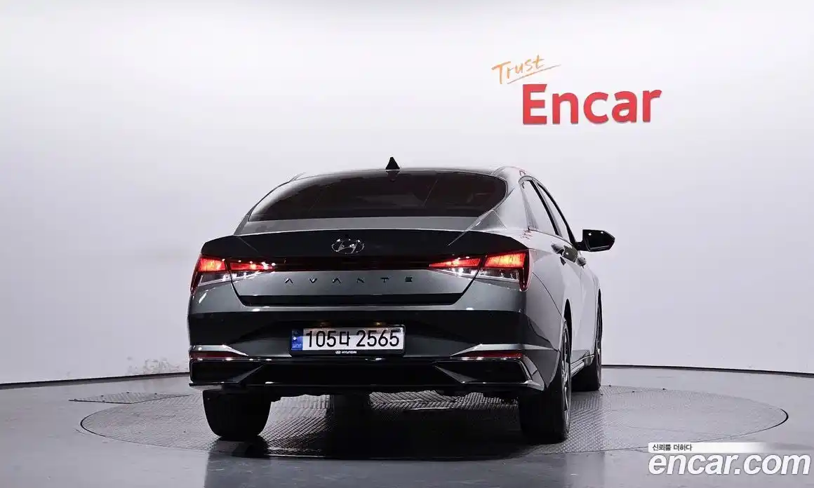 Hyundai Avante 2023 1.6 Автомат в Москве № 46293, фото 15