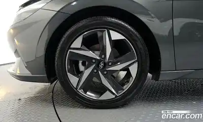 Hyundai Avante 2023 1.6 Автомат в Москве № 46293, миниатюра 2