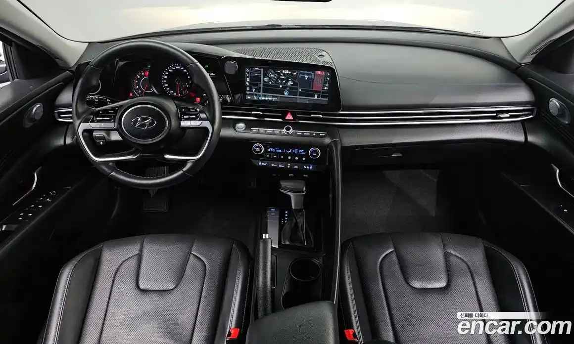 Hyundai Avante 2023 1.6 Автомат в Москве № 46293, фото 3