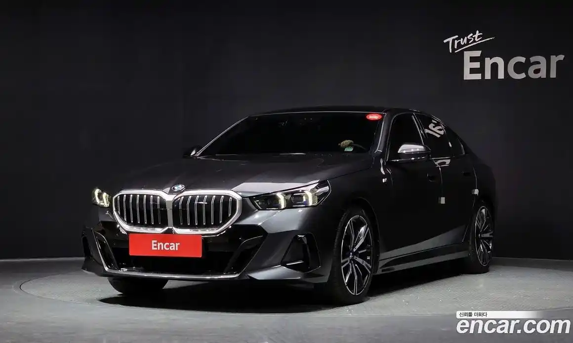 BMW 5-Series 2024 2.0 Автомат в Москве № 464206, фото 1