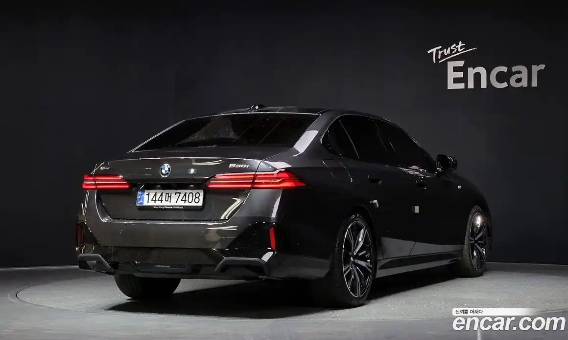 BMW 5-Series 2024 2.0 Автомат в Москве № 464206, фото 2