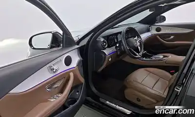 Mercedes-Benz E-Class 2021 2.0 Автомат в Москве № 466584, миниатюра 10