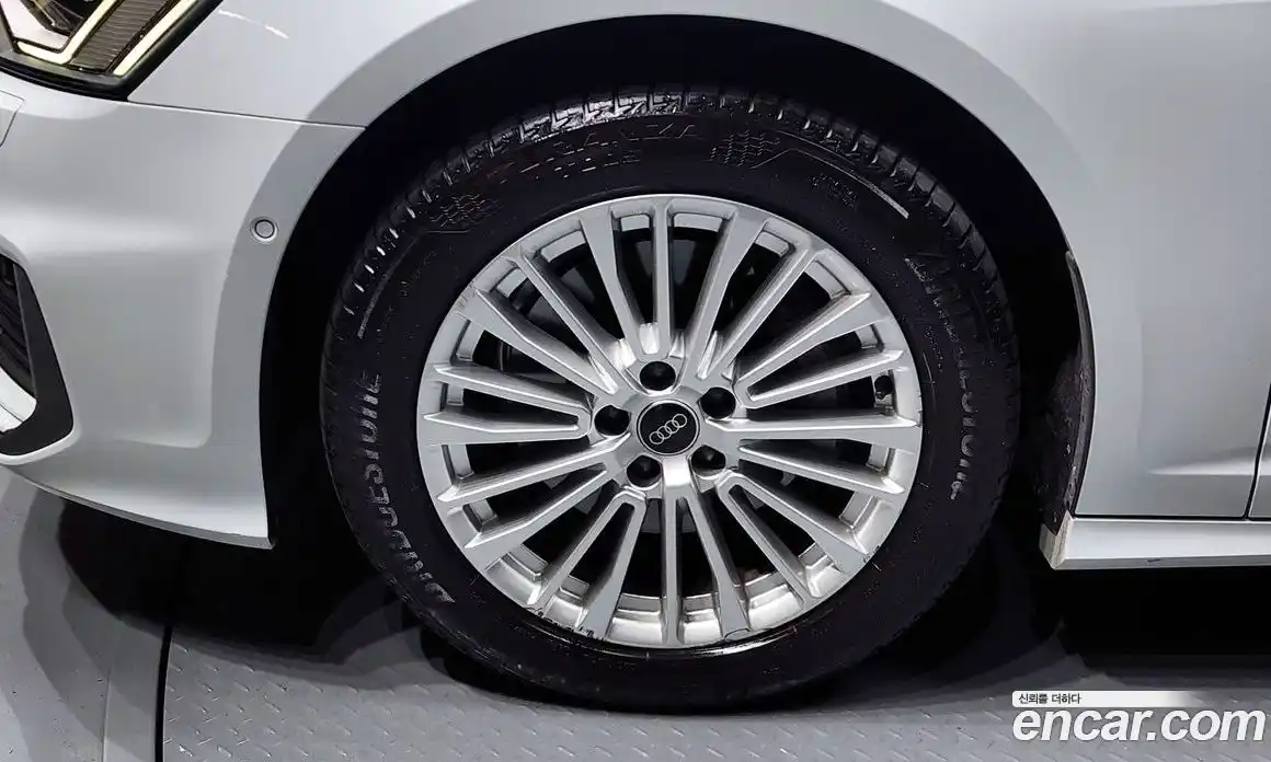 Audi A6 2021 2.0 Автомат в Москве № 468257, фото 5