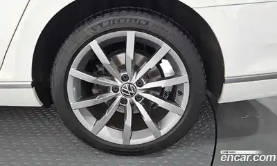 Volkswagen Passat 2022 2.0 Автомат в Москве № 472144, миниатюра 5