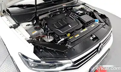 Volkswagen Passat 2022 2.0 Автомат в Москве № 472144, миниатюра 6