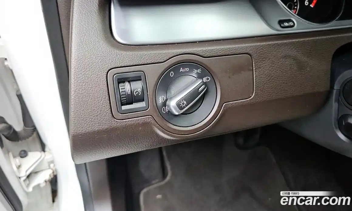 Volkswagen CC 2015 2.0 Автомат в Москве № 472338, фото 18