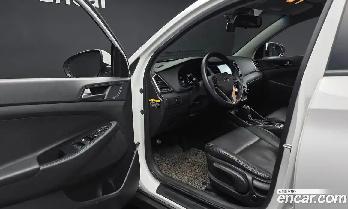 Hyundai Tucson 2018 1.7 Автомат в Москве № 48786, фото 15