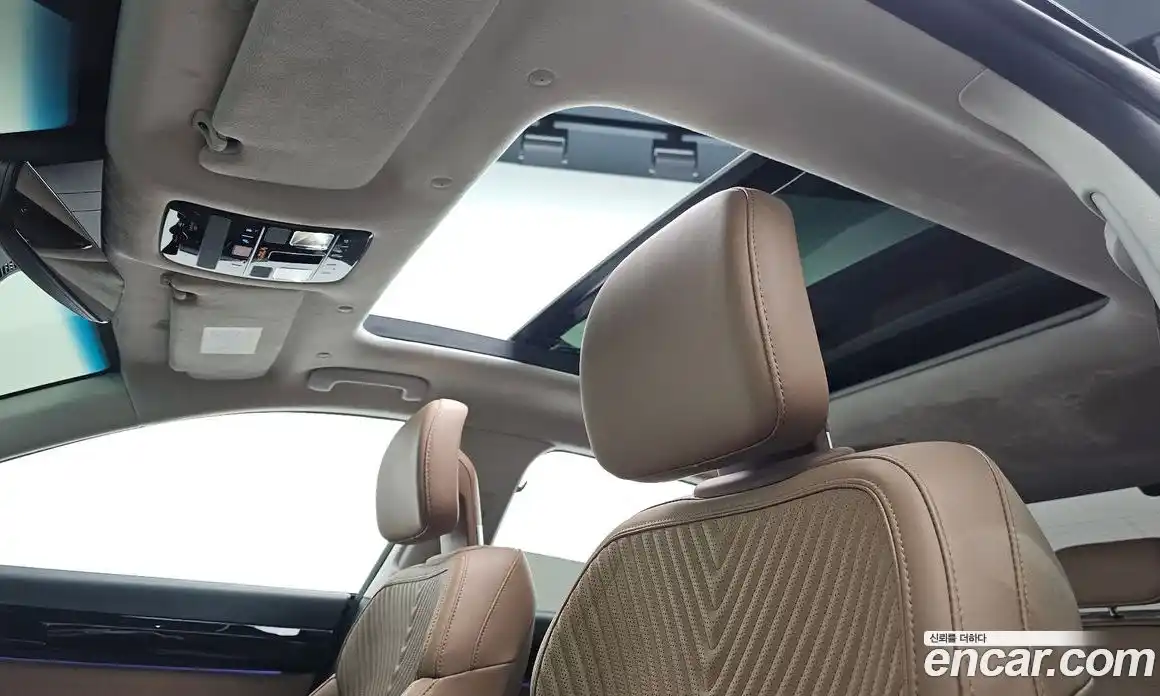 Hyundai Grandeur 2023 2.5 Автомат в Москве № 49066, фото 17