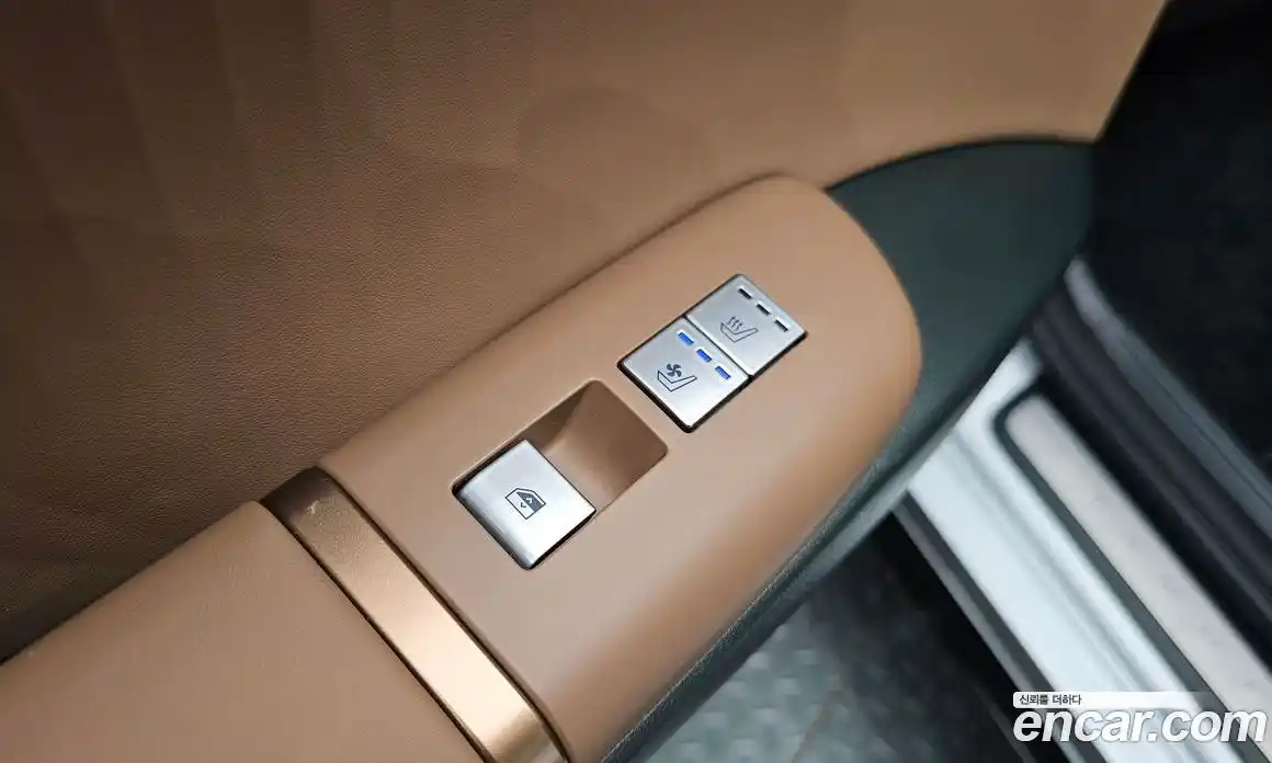 Hyundai Grandeur 2023 2.5 Автомат в Москве № 49066, фото 19