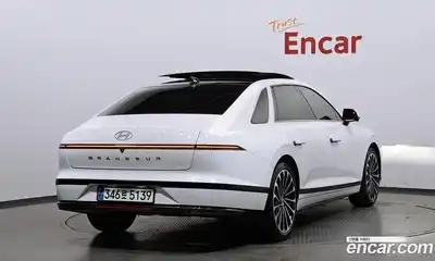 Hyundai Grandeur 2023 2.5 Автомат в Москве № 49066, миниатюра 2