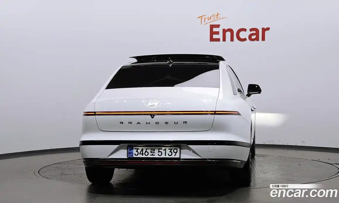 Hyundai Grandeur 2023 2.5 Автомат в Москве № 49066, фото 4