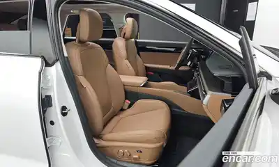 Hyundai Grandeur 2023 2.5 Автомат в Москве № 49066, миниатюра 10