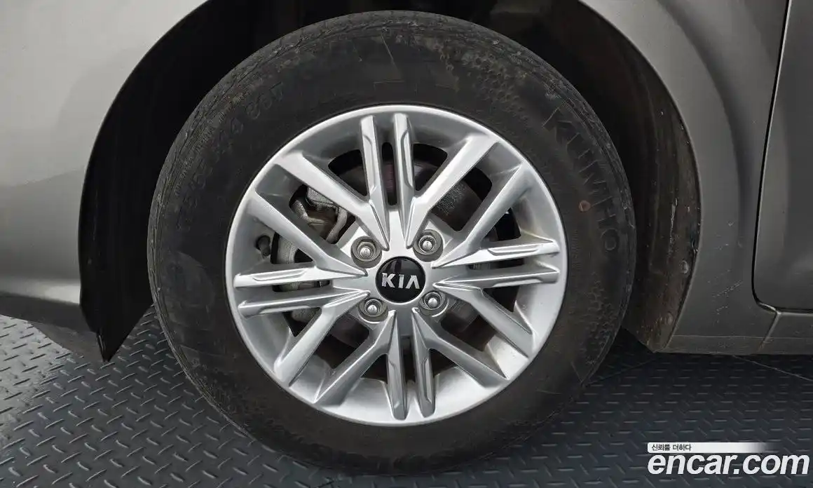 Kia Morning 2021 1.0 Автомат в Москве № 54931, фото 13