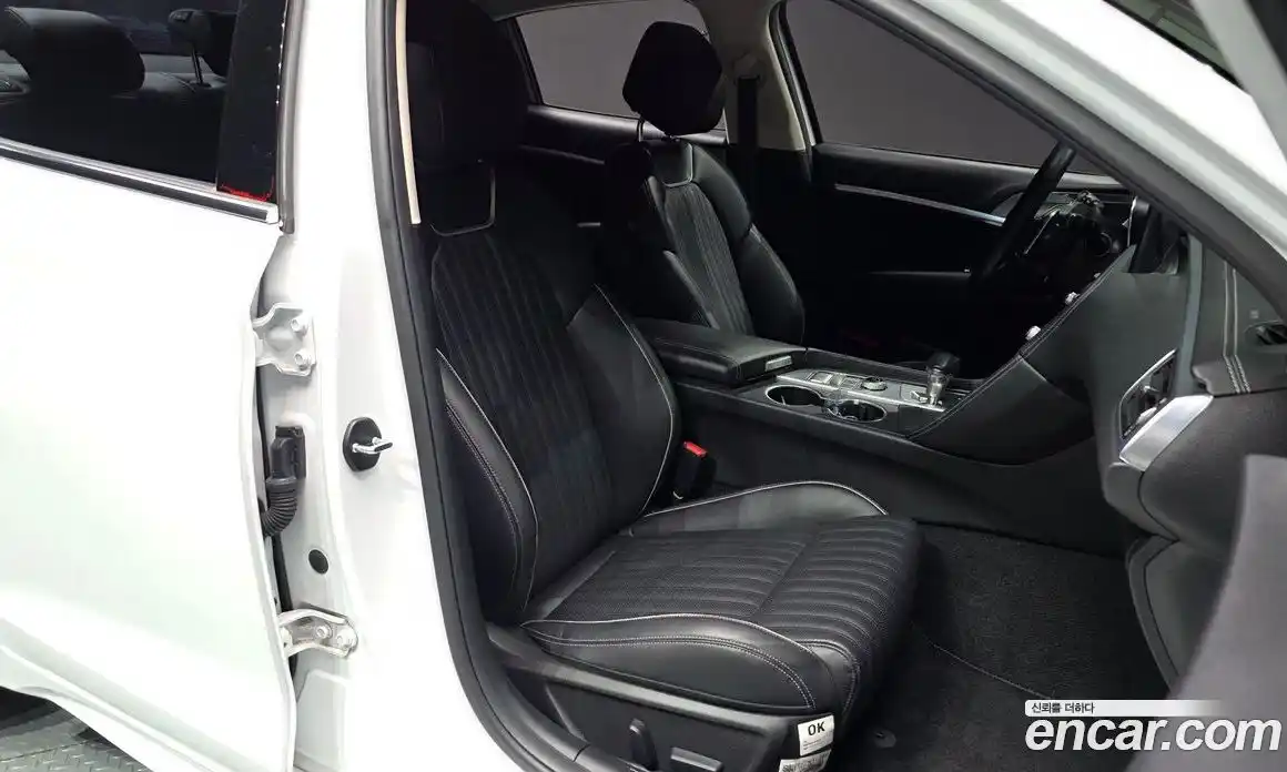 Genesis G70 2022 2.0 Автомат в Москве № 59024, фото 18