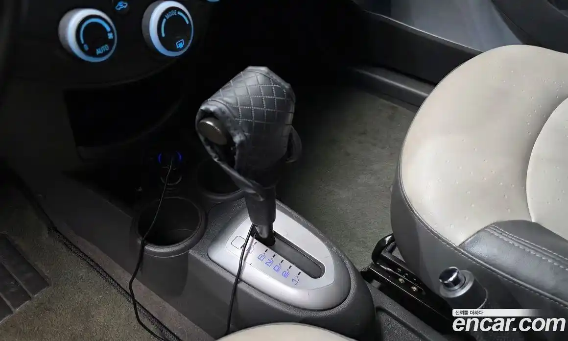 Chevrolet Spark 2012 1.0 Автомат в Москве № 88475, фото 18