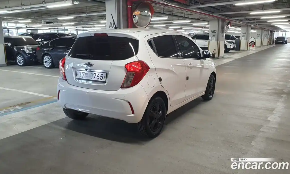 Chevrolet Spark 2016 1.0 Механическая в Москве № 103985, фото 6