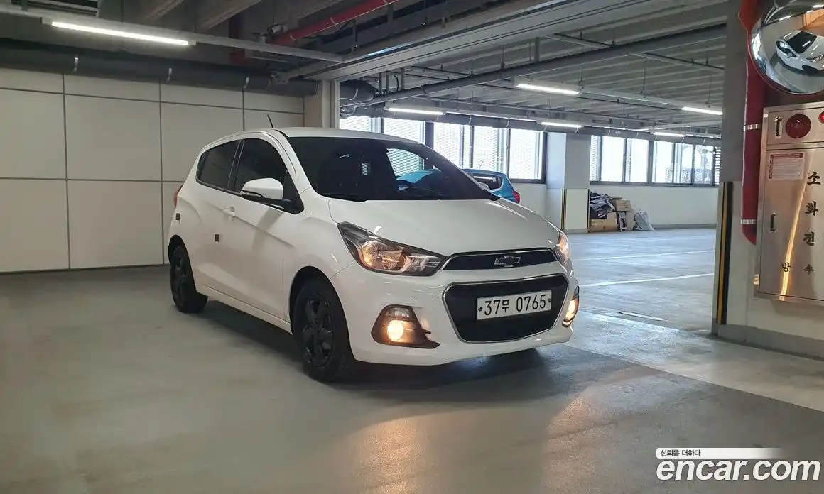 Chevrolet Spark 2016 1.0 Механическая в Москве № 103985, фото 8