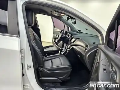 Chevrolet Trax 2018 1.6 Автомат в Москве № 105906, миниатюра 11