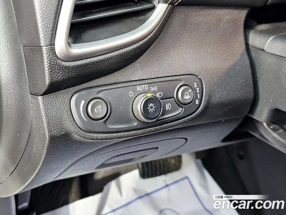 Chevrolet Trax 2018 1.6 Автомат в Москве № 105906, фото 13