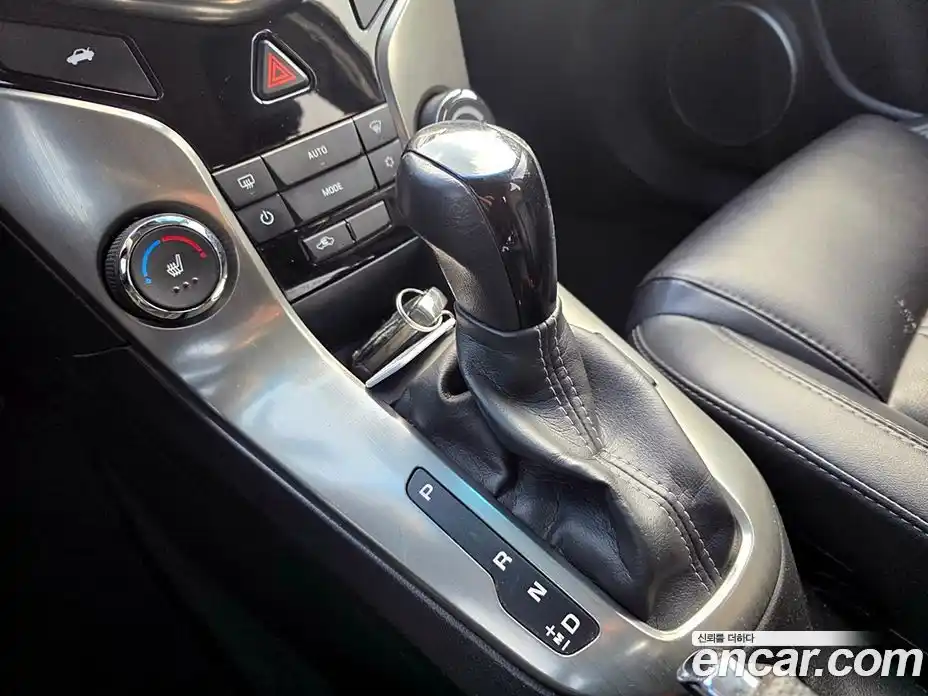 Chevrolet Cruze 2015 2.0 Автомат в Москве № 105944, фото 9