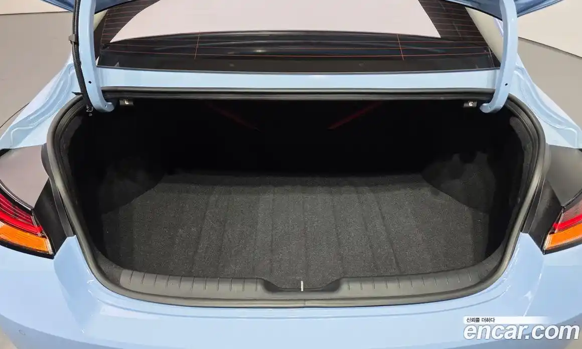 Hyundai Avante 2022 2.0 Автомат в Москве № 108445, фото 13