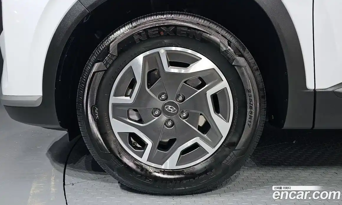 Hyundai Santa Fe 2023 1.6 Автомат в Москве № 109221, фото 5