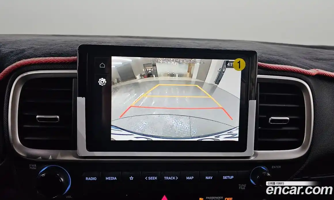 Hyundai Venue 2023 1.6 Автомат в Москве № 111014, фото 15