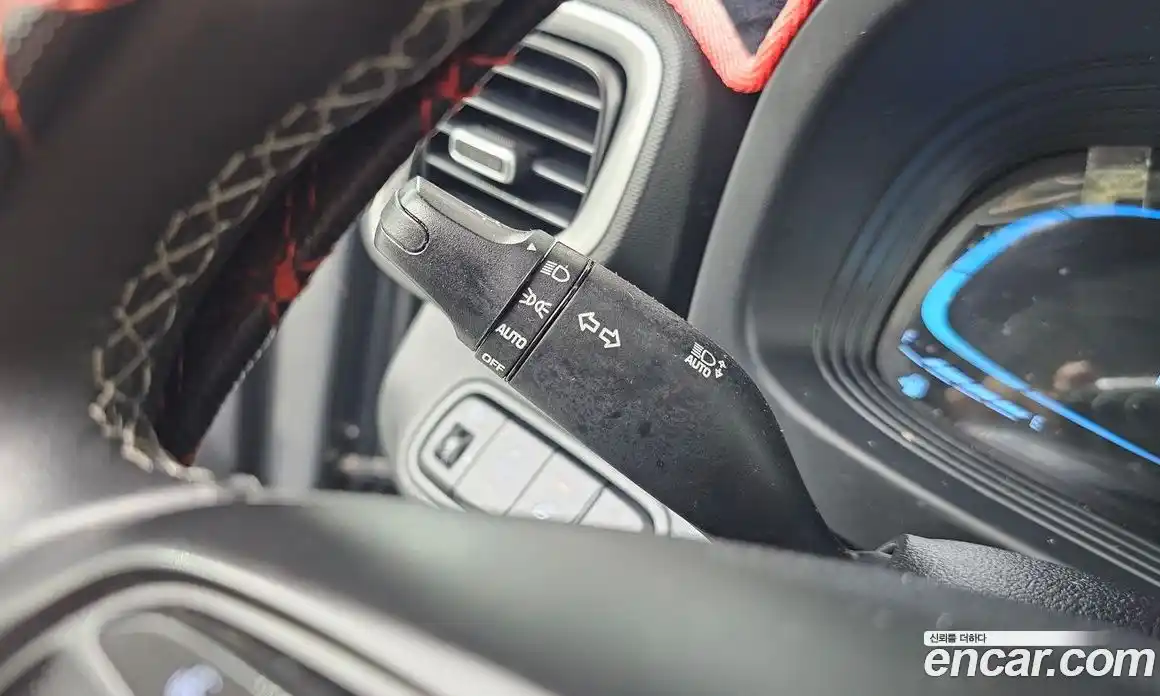 Hyundai Venue 2023 1.6 Автомат в Москве № 111014, фото 18