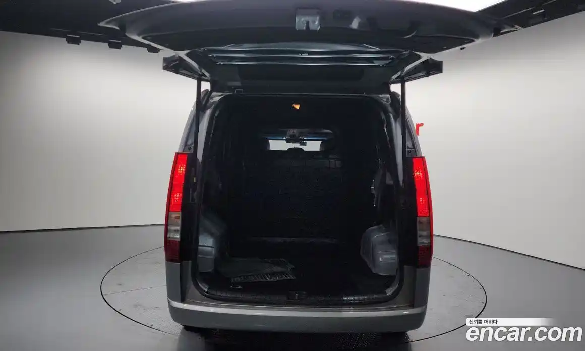 Hyundai Staria 2022 3.5 Автомат в Москве № 112289, фото 20