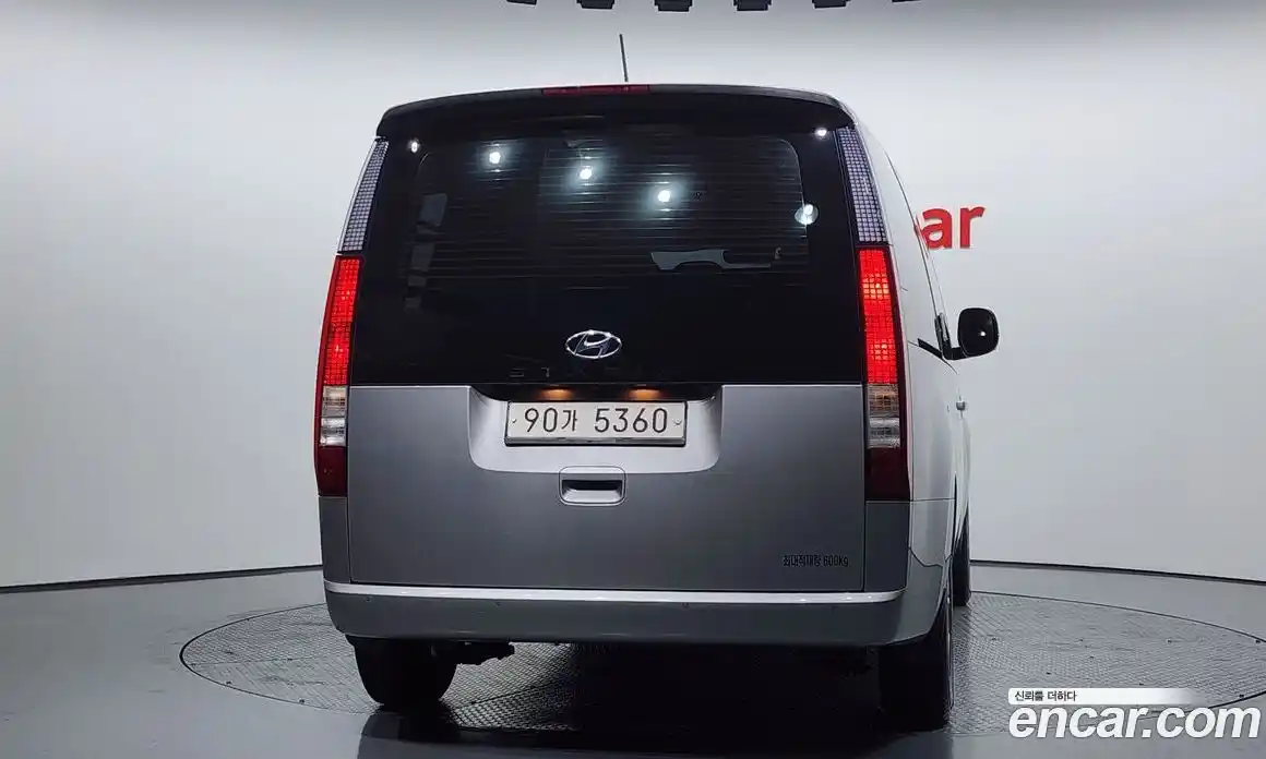 Hyundai Staria 2022 3.5 Автомат в Москве № 112289, фото 4