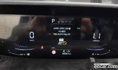 Hyundai Staria 2022 3.5 Автомат в Москве № 112289, миниатюра 8