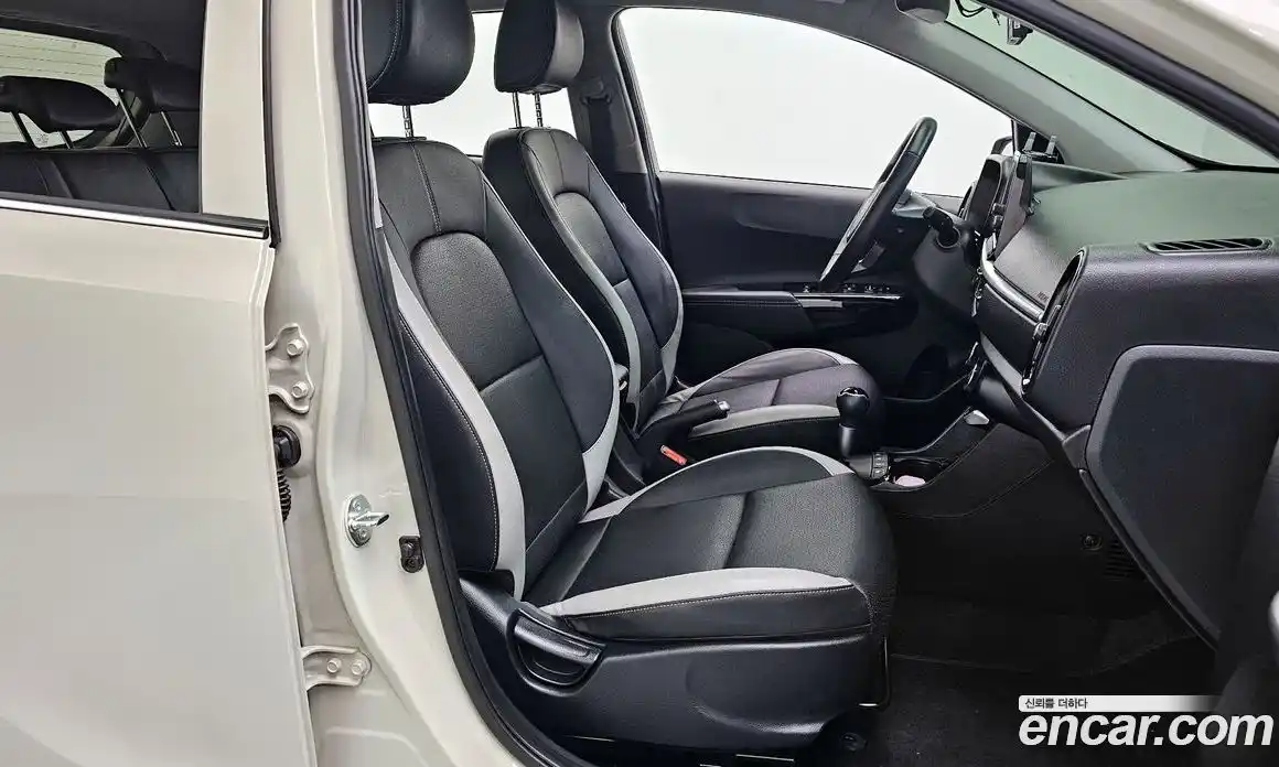 Kia Morning 2024 1.0 Автомат в Москве № 115057, фото 14