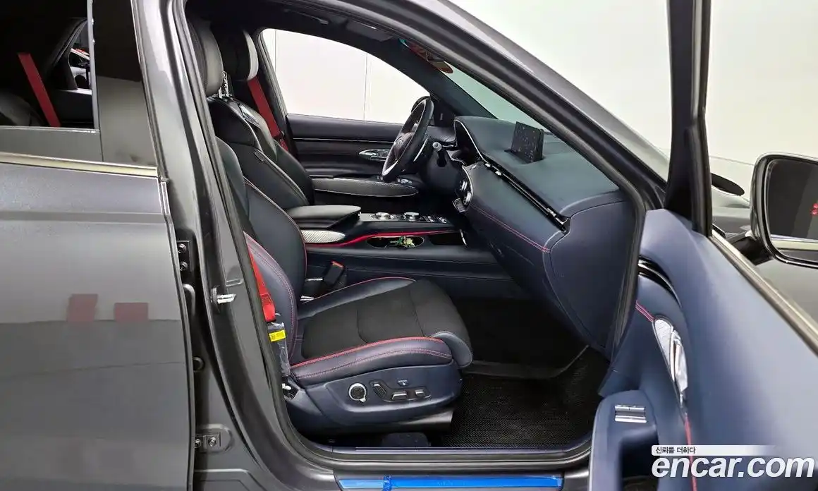 Genesis GV70 2023 2.5 Автомат в Москве № 116188, фото 15