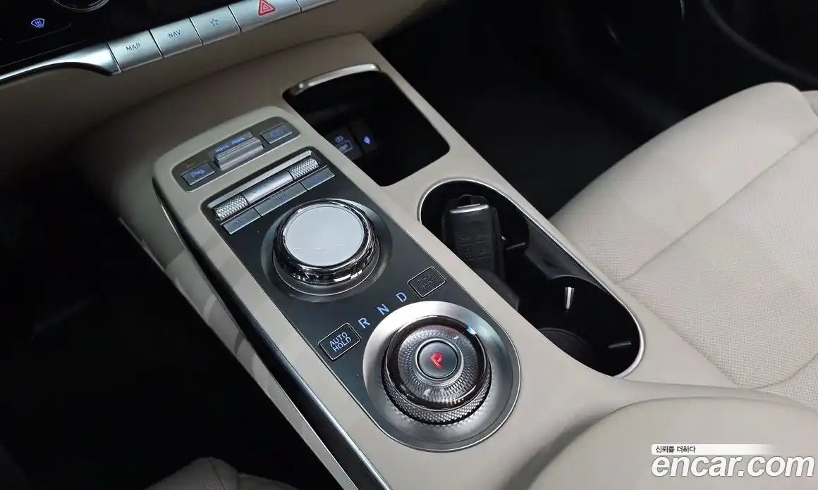 Genesis GV70 2023 2.5 Автомат в Москве № 117008, фото 20