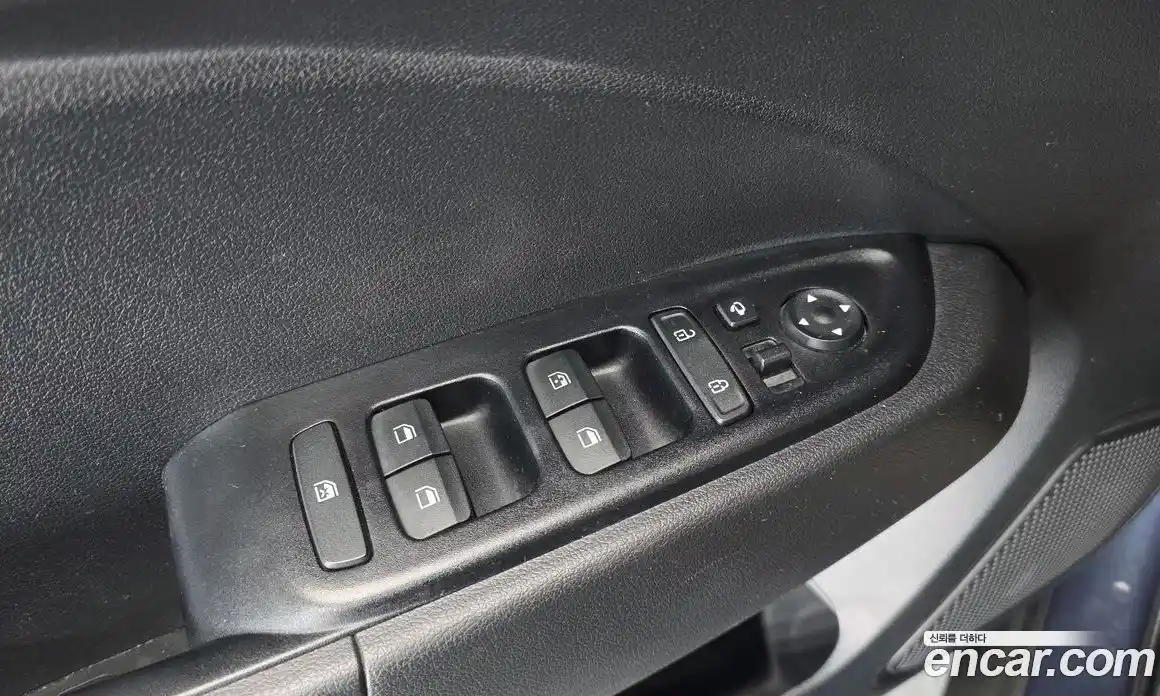 Hyundai Venue 2020 1.6 Автомат в Москве № 118653, фото 16