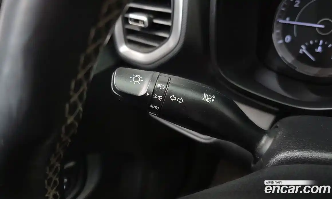 Hyundai Venue 2020 1.6 Автомат в Москве № 118653, фото 19