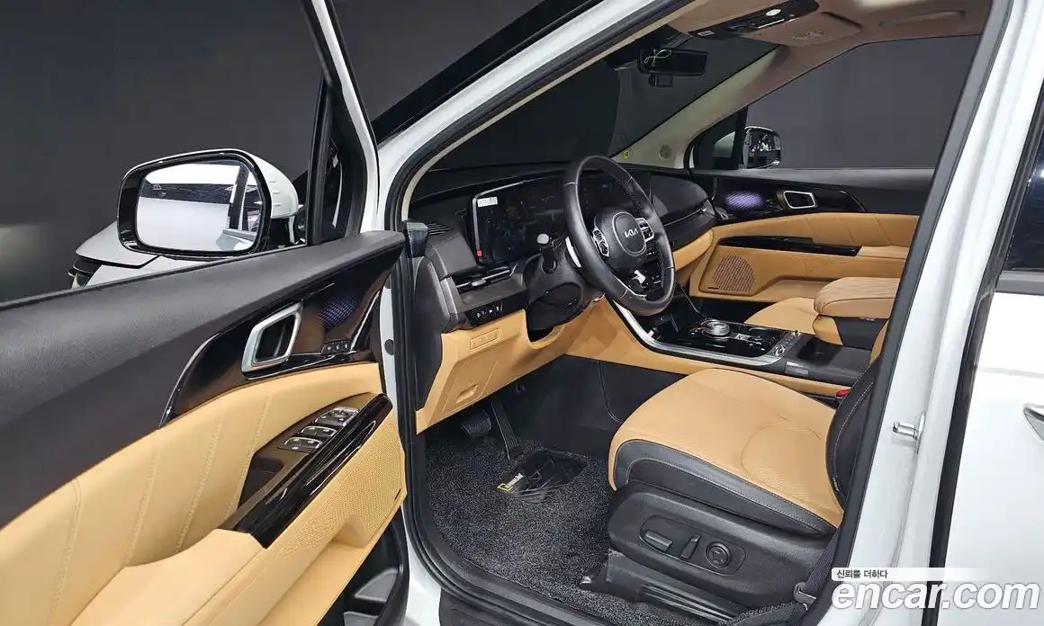 Kia Canival 2023 3.5 Автомат в Москве № 120789, фото 11