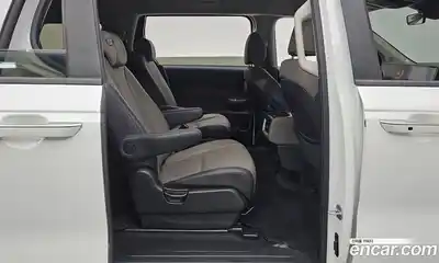 Kia Canival 2024 2.2 Автомат в Москве № 12091, миниатюра 5