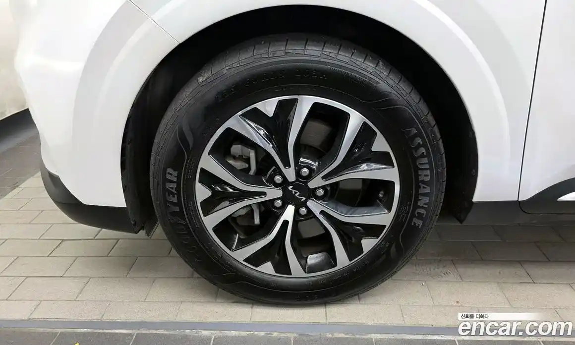 Kia Canival 2023 3.5 Автомат в Москве № 121221, фото 16