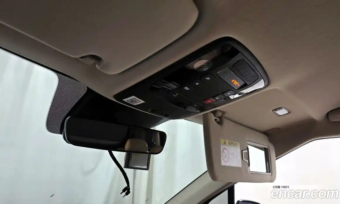 Kia Canival 2023 3.5 Автомат в Москве № 121221, фото 17