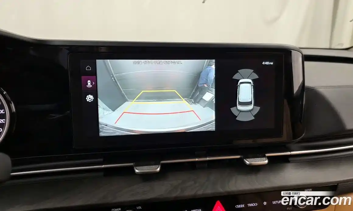 Kia Canival 2023 3.5 Автомат в Москве № 121221, фото 8