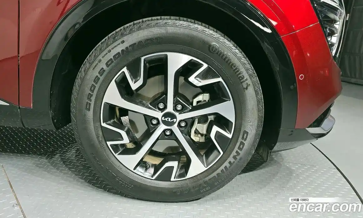 Kia Sportage 2023 1.6 Автомат в Москве № 121855, фото 19