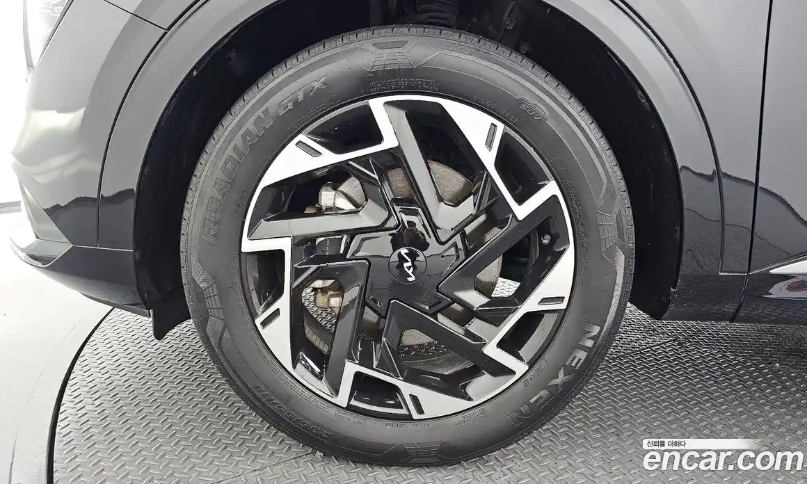 Kia Sportage 2023 1.6 Автомат в Москве № 121918, фото 5