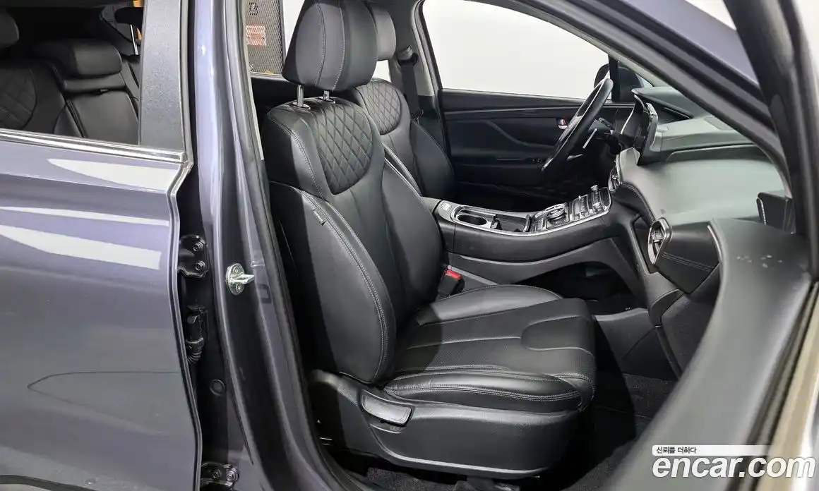 Hyundai Santa Fe 2021 2.5 Автомат в Москве № 124109, фото 11