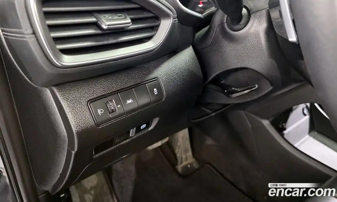 Hyundai Santa Fe 2021 2.5 Автомат в Москве № 124109, фото 16